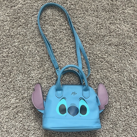 Other - Stitch convertible bag